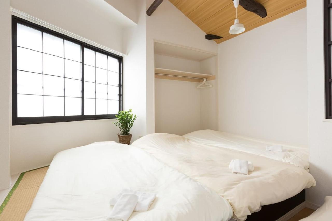 Higashimukojima House